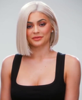 https://upload.wikimedia.org/wikipedia/commons/thumb/4/43/Kylie_Jenner2_%28cropped%29.png/120px-Kylie_Jenner2_%28cropped%29.png